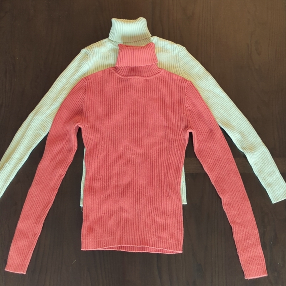 Gap classic ribbed knit turtlenecks. SET of 2. Orange and lemon/lime. Size XS